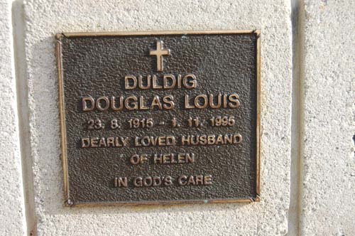 Duldig, Doug 