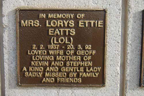 Eatts, Lorys 