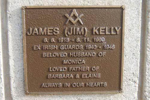 Kelly, James 