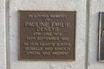 Deneys, Pauline  